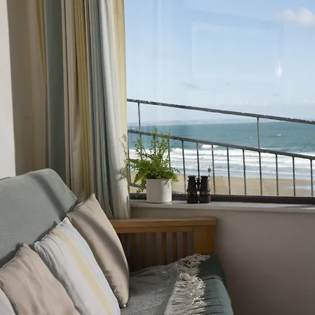 Holiday home Cliff